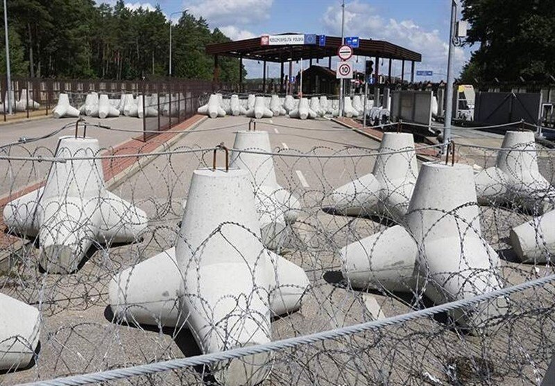 لهستان ۴۰هزار نیرو اعزام کرد/حریم هوایی بسته شد؛بلاروس محکوم کرد