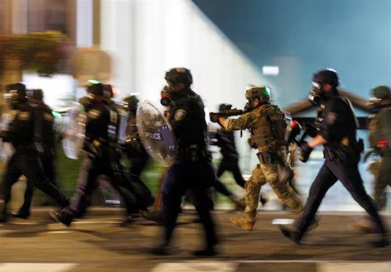 فایننشالتایمز: آمریکا نمیتواند از خاورمیانه دست بکشد فایننشالتایمز: آمریکا نمیتواند از خاورمیانه دست بکشد