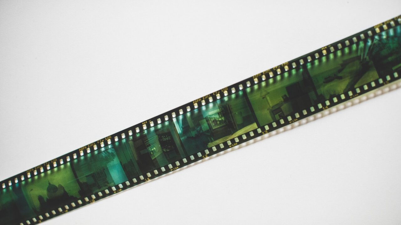 ببینید | فارسی صحبت کردن بازیگر وسط یک فیلم نروژی! ببینید | فارسی صحبت کردن بازیگر وسط یک فیلم نروژی!