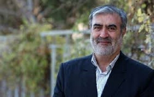 فوری/ واکنش رئیس کمیسیون امنیت ملی مجلس به طرح ترامپ برای عبور کشتیها از تنگه هرمز فوری/ واکنش رئیس کمیسیون امنیت ملی مجلس به طرح ترامپ برای عبور کشتیها از تنگه هرمز